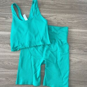 Green Ribbed Activewear Set